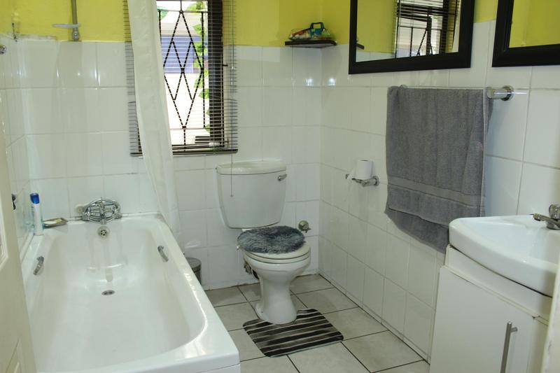 4 Bedroom Property for Sale in Vasco Estate Western Cape